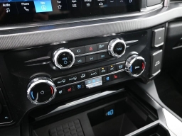 Ford Super Duty F-350 SRW Platinum 4WD Crew Cab 8' Box 2026