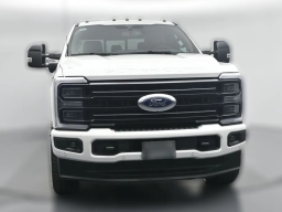 Ford Super Duty F-350 SRW Platinum 4WD Crew Cab 8' Box 2026