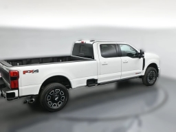 Ford Super Duty F-350 SRW Platinum 4WD Crew Cab 8' Box 2026