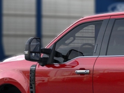 Ford Super Duty F-350 SRW Platinum 4WD Crew Cab 6.75' Box 2026