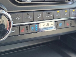 Ford Super Duty F-350 SRW Platinum 4WD Crew Cab 8' Box 2026