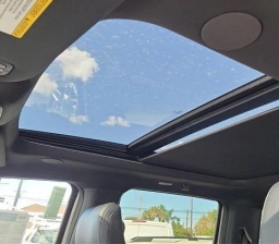 Ford Super Duty F-350 SRW Platinum 4WD Crew Cab 8' Box 2026