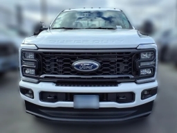 Ford Super Duty F-350 SRW XL 4WD Crew Cab 8' Box 2026