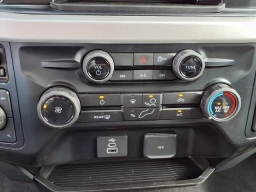 Ford Super Duty F-350 SRW XL 4WD Crew Cab 8' Box 2026