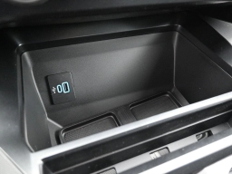 Ford Super Duty F-350 SRW XLT 4WD Crew Cab 8' Box 2026