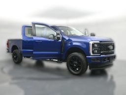 Ford Super Duty F-350 SRW XLT 4WD Crew Cab 8' Box 2026