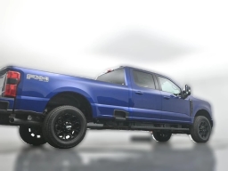 Ford Super Duty F-350 SRW XLT 4WD Crew Cab 8' Box 2026