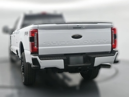 Ford Super Duty F-350 SRW XLT 4WD Crew Cab 8' Box 2026