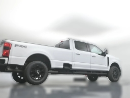 Ford Super Duty F-350 SRW XLT 4WD Crew Cab 8' Box 2026