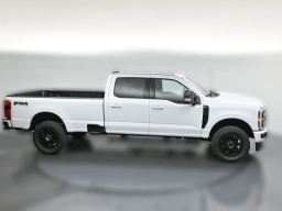 Ford Super Duty F-350 SRW XLT 4WD Crew Cab 8' Box 2026