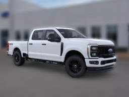 Ford Super Duty F-350 SRW XL 4WD Crew Cab 6.75' Box 2026