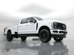 Ford Super Duty F-350 SRW XLT 4WD Crew Cab 8' Box 2026