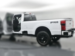 Ford Super Duty F-350 SRW XLT 4WD Crew Cab 8' Box 2026