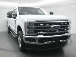 Ford Super Duty F-350 SRW XLT 4WD Crew Cab 8' Box 2026