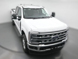 Ford Super Duty F-350 SRW XLT 4WD Crew Cab 8' Box 2026