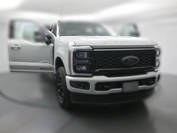 Ford Super Duty F-350 SRW XLT 4WD Crew Cab 8' Box 2026