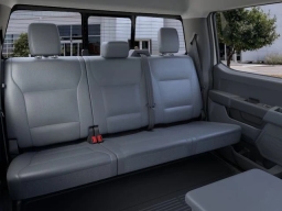 Ford Super Duty F-350 SRW XL 4WD Crew Cab 8' Box 2026