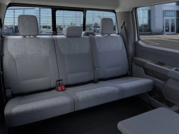 Ford Super Duty F-350 SRW XLT 4WD Crew Cab 8' Box 2026