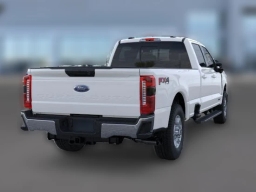 Ford Super Duty F-350 SRW XLT 4WD Crew Cab 8' Box 2026
