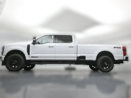 Ford Super Duty F-350 SRW XLT 4WD Crew Cab 8' Box 2026