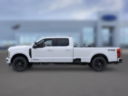 Ford Super Duty F-350 SRW LARIAT 4WD Crew Cab 8' Box 2025