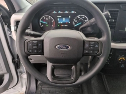 Ford Super Duty F-350 SRW XL 4WD Crew Cab 6.75' Box 2026