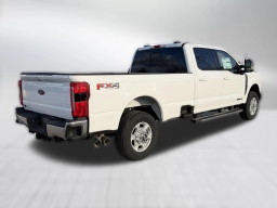Ford Super Duty F-350 SRW XLT 4WD Crew Cab 8' Box 2026