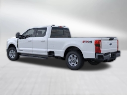 Ford Super Duty F-350 SRW XLT 4WD Crew Cab 8' Box 2026