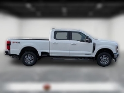 Ford Super Duty F-350 SRW LARIAT 4WD Crew Cab 6.75' Box 2026