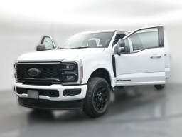 Ford Super Duty F-350 SRW XLT 4WD Crew Cab 8' Box 2026