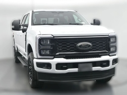 Ford Super Duty F-350 SRW XLT 4WD Crew Cab 8' Box 2026