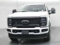 Ford Super Duty F-350 SRW XLT 4WD Crew Cab 8' Box 2026