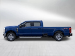 Ford Super Duty F-350 SRW XLT 4WD Crew Cab 8' Box 2026