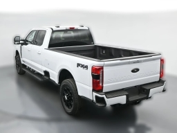 Ford Super Duty F-350 SRW XLT 4WD Crew Cab 8' Box 2026