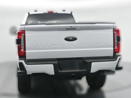 Ford Super Duty F-350 SRW XLT 4WD Crew Cab 8' Box 2026