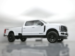 Ford Super Duty F-350 SRW XLT 4WD Crew Cab 8' Box 2026