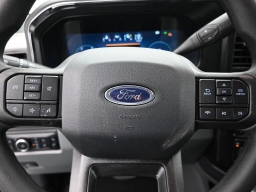 Ford Super Duty F-350 SRW XLT 4WD Crew Cab 8' Box 2026