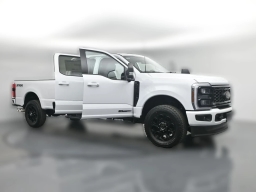 Ford Super Duty F-350 SRW XLT 4WD Crew Cab 8' Box 2026