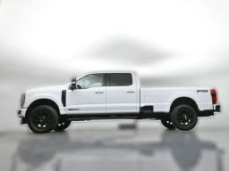 Ford Super Duty F-350 SRW XLT 4WD Crew Cab 8' Box 2026