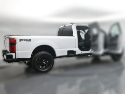Ford Super Duty F-350 SRW XLT 4WD Crew Cab 8' Box 2026