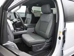 Ford Super Duty F-350 SRW XLT 4WD Crew Cab 8' Box 2026