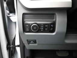 Ford Super Duty F-350 SRW XLT 4WD Crew Cab 8' Box 2026