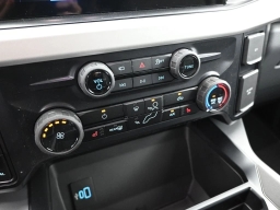 Ford Super Duty F-350 SRW XLT 4WD Crew Cab 8' Box 2026