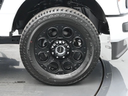 Ford Super Duty F-350 SRW XLT 4WD Crew Cab 8' Box 2026