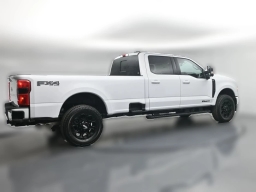 Ford Super Duty F-350 SRW XLT 4WD Crew Cab 8' Box 2026