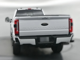 Ford Super Duty F-350 SRW XLT 4WD Crew Cab 8' Box 2026