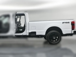 Ford Super Duty F-350 SRW XLT 4WD Crew Cab 8' Box 2026