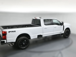 Ford Super Duty F-350 SRW XLT 4WD Crew Cab 8' Box 2026
