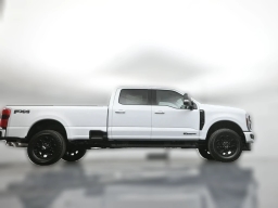 Ford Super Duty F-350 SRW XLT 4WD Crew Cab 8' Box 2026