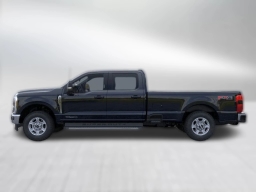 Ford Super Duty F-350 SRW XLT 4WD Crew Cab 8' Box 2026